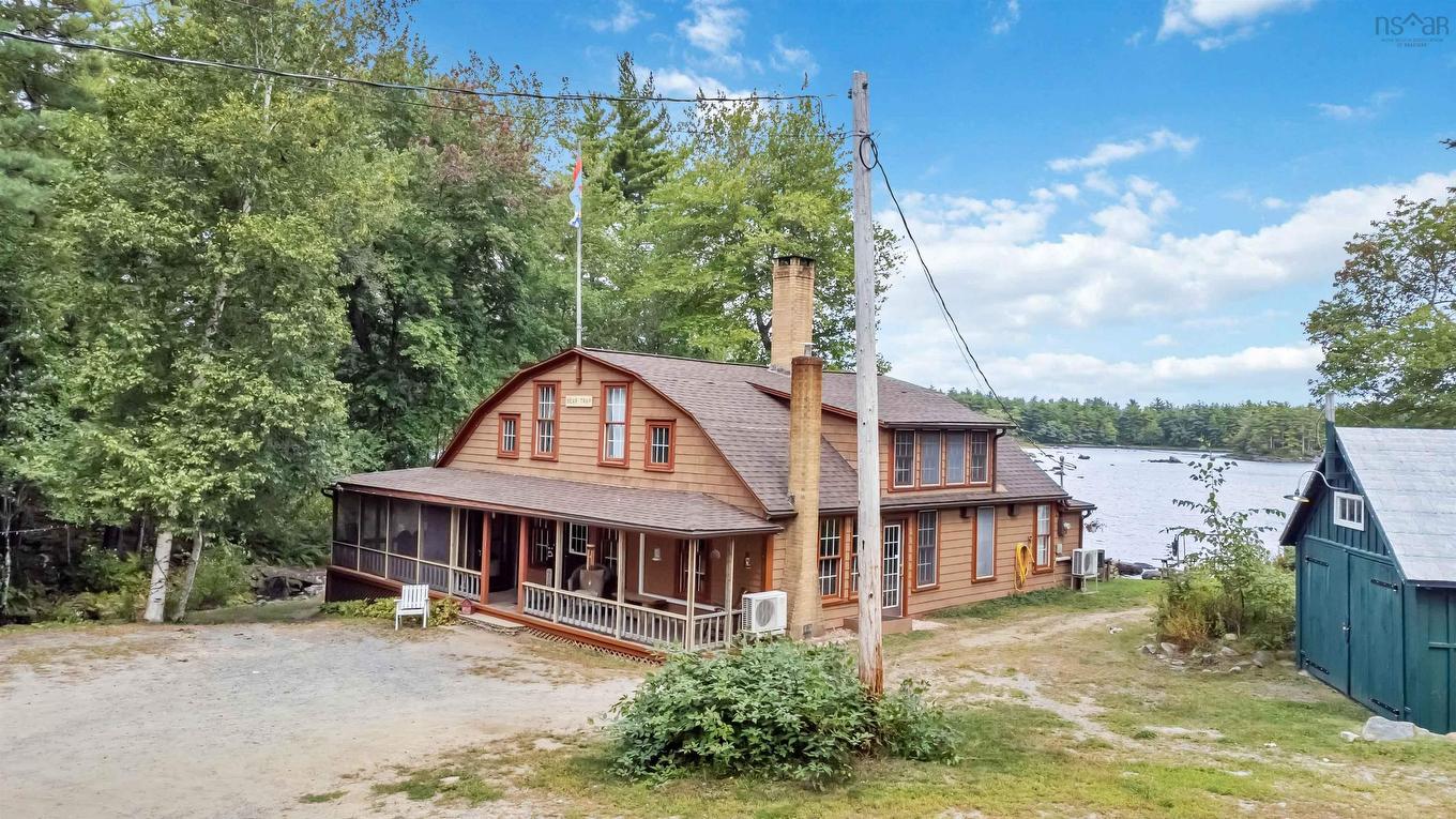 7602 Highway 8, South Brookfield, NS