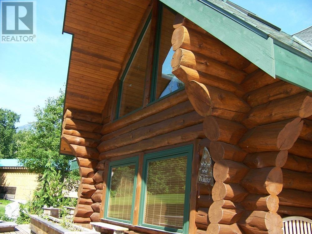 3531 Mackenzie 20 Highway, Hagensborg, BC - With Exterior