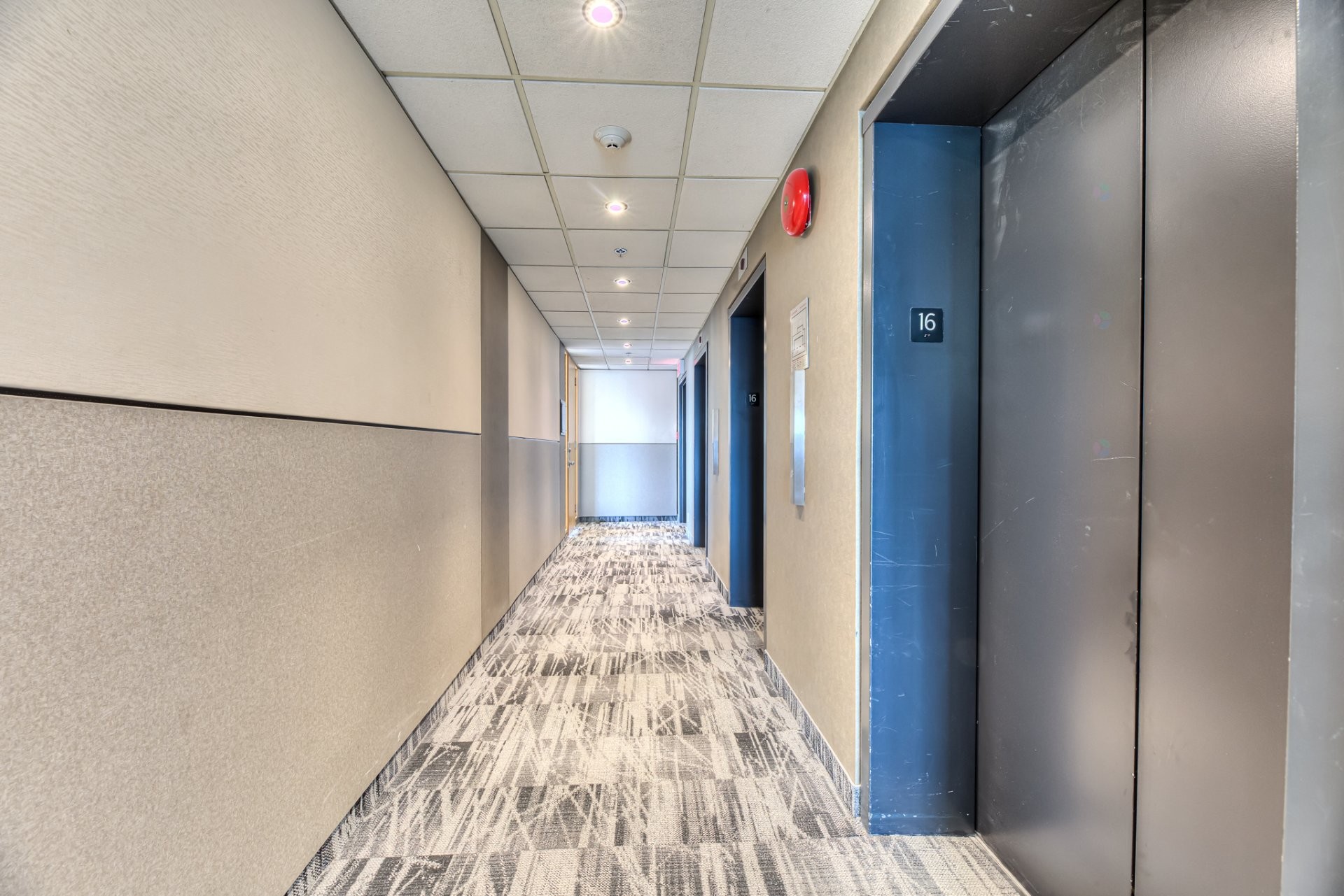 Vue d'ensemble - 1600-1350 Rue Sherbrooke O., Montréal (Ville-Marie), QC - Indoor Photo Showing Other Room