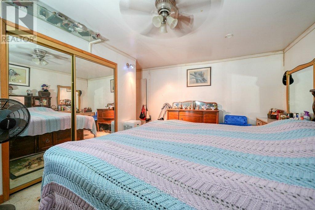 963640 Road 96, Zorra, ON - Indoor Photo Showing Bedroom