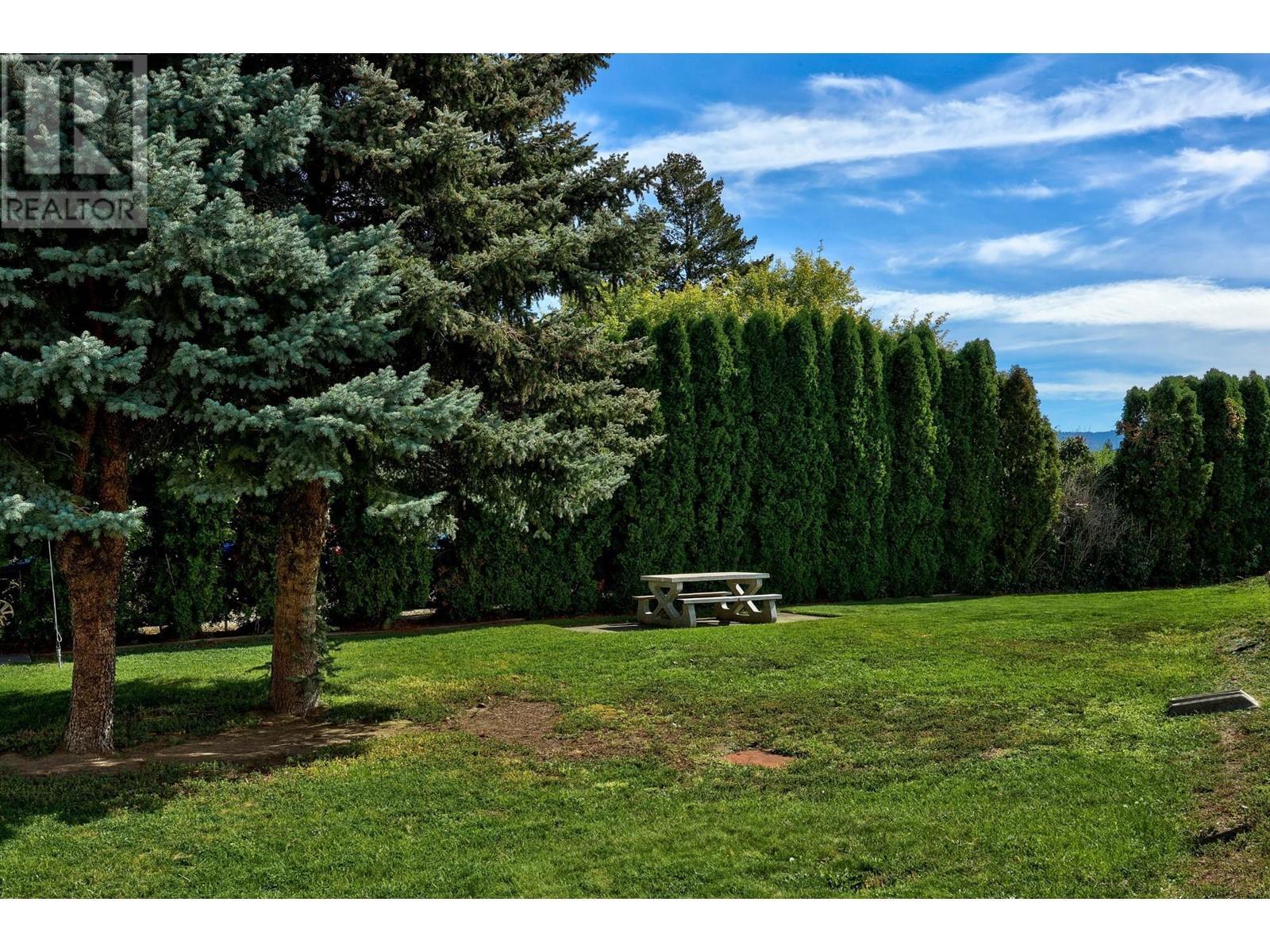 1760 Brunner Avenue Unit# 209, Kamloops, BC - Outdoor
