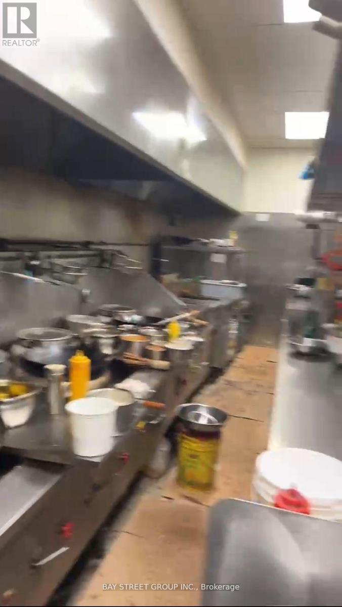 16 Kennedy Road S, Brampton, ON