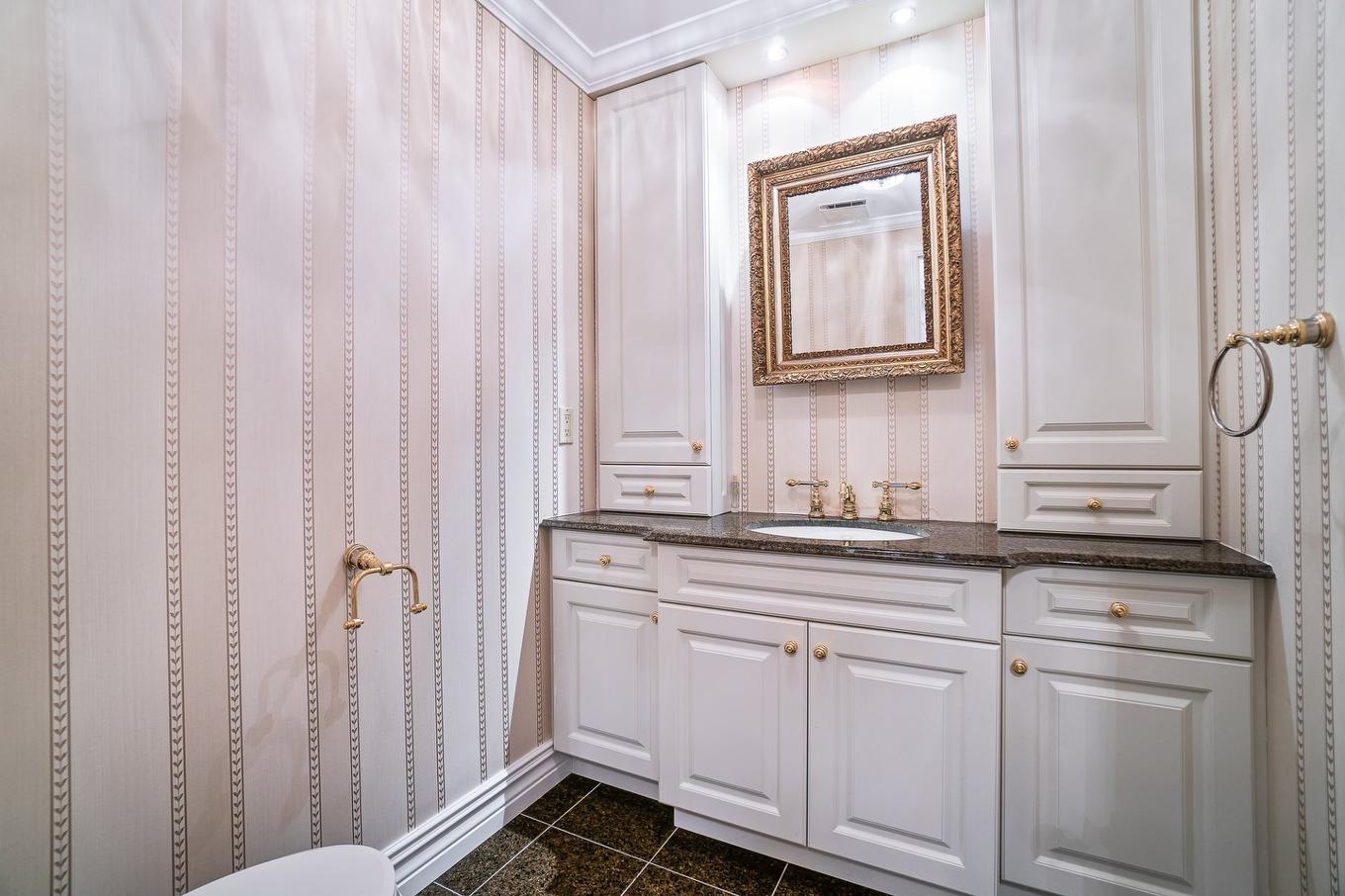 Salle d'eau - 707-2500 Av. Pierre-Dupuy, Montréal (Ville-Marie), QC - Indoor Photo Showing Bathroom