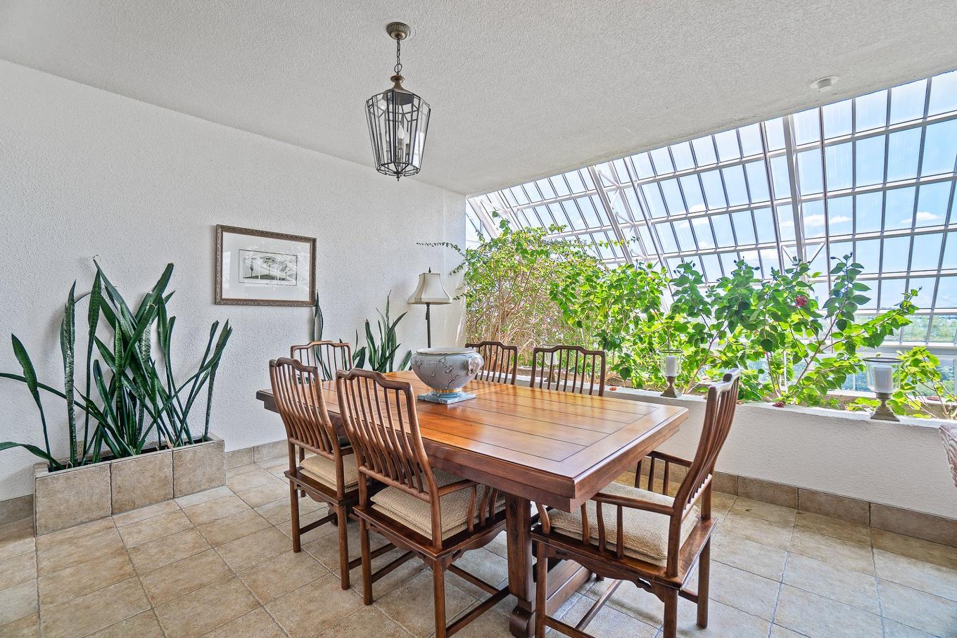 Terrasse - 707-2500 Av. Pierre-Dupuy, Montréal (Ville-Marie), QC - Indoor Photo Showing Dining Room