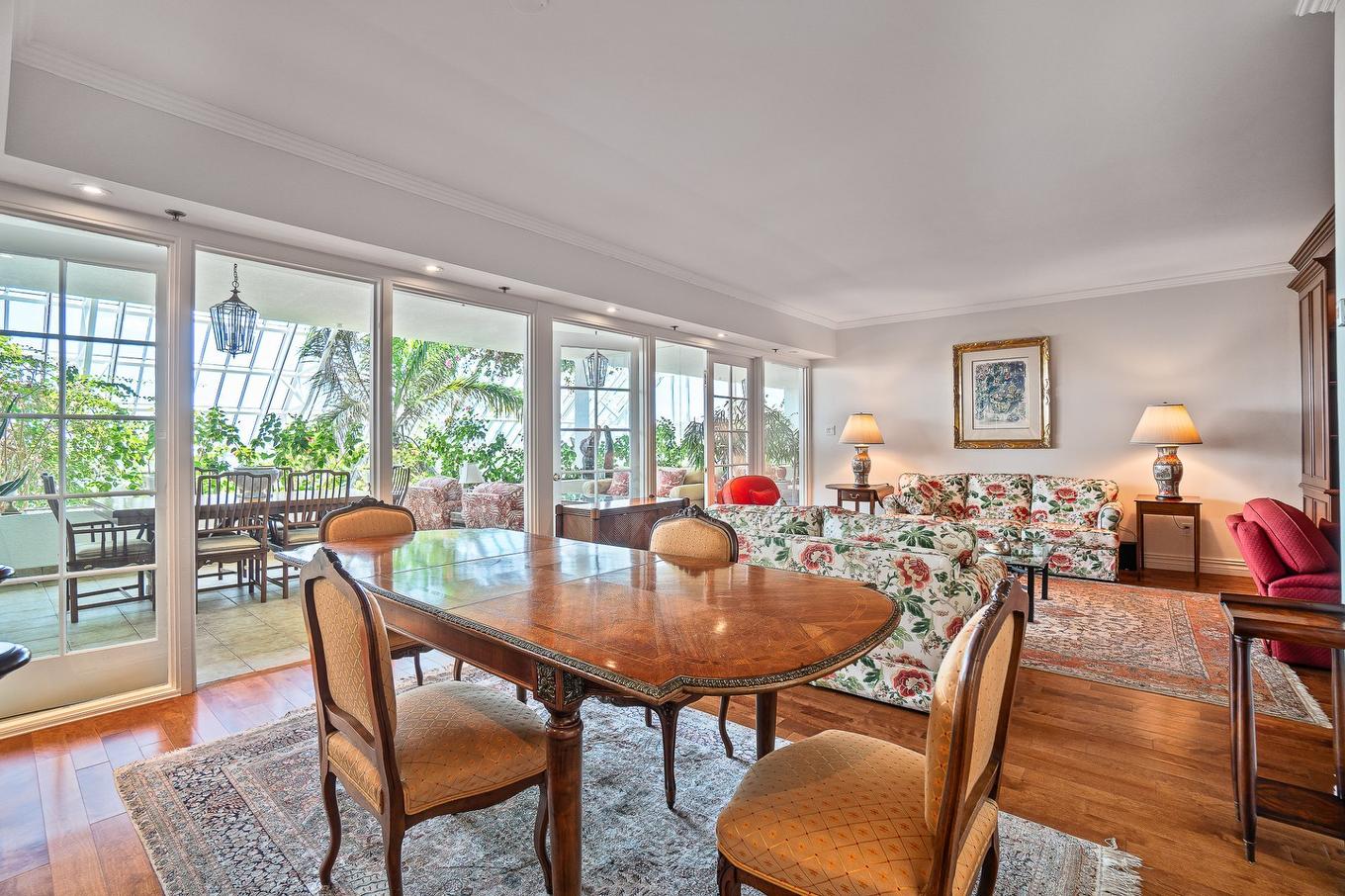 Salle à manger - 707-2500 Av. Pierre-Dupuy, Montréal (Ville-Marie), QC - Indoor Photo Showing Other Room