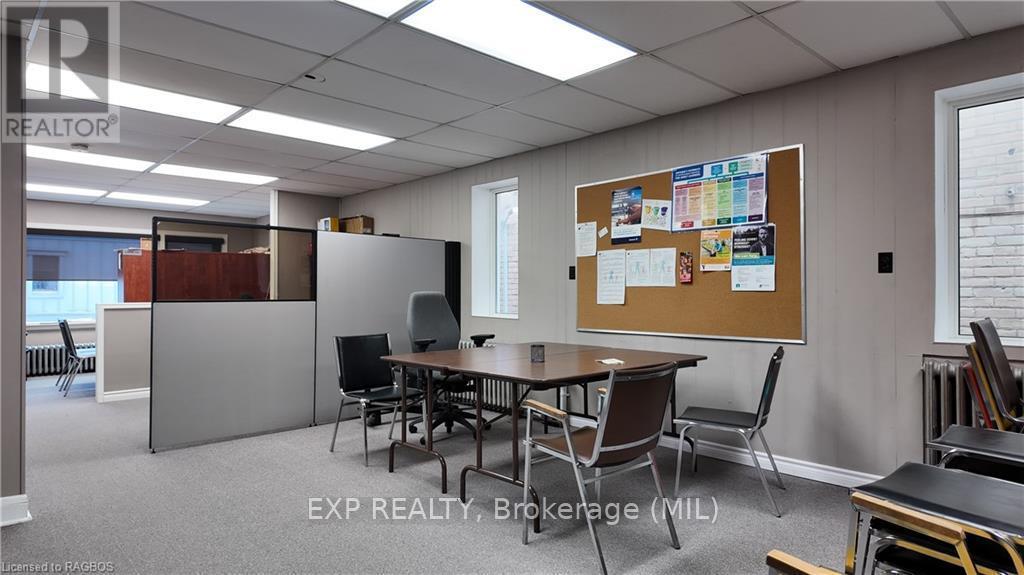 290 10Th Street, Hanover, ON