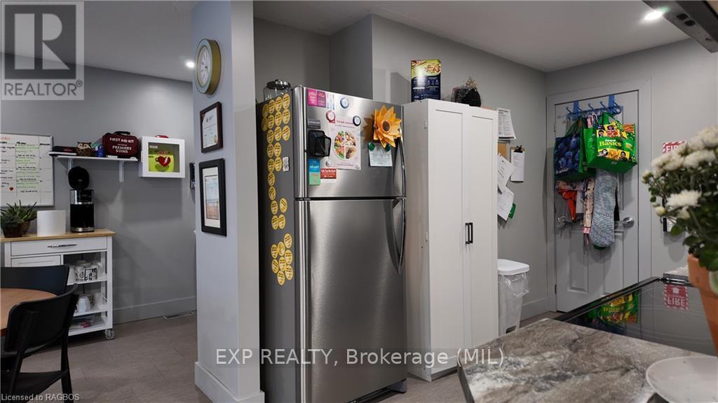 290 10Th Street, Hanover, ON