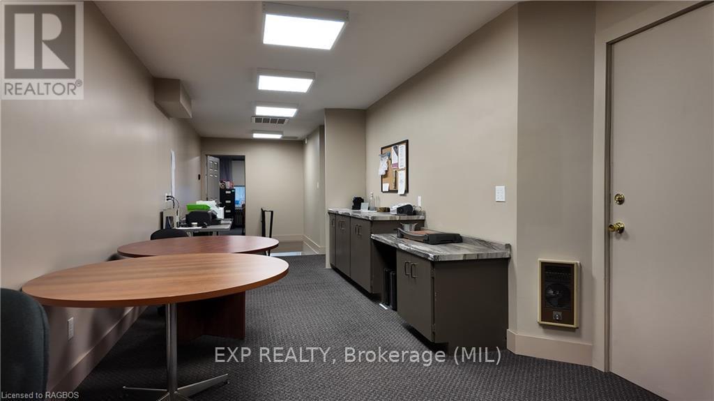 290 10Th Street, Hanover, ON