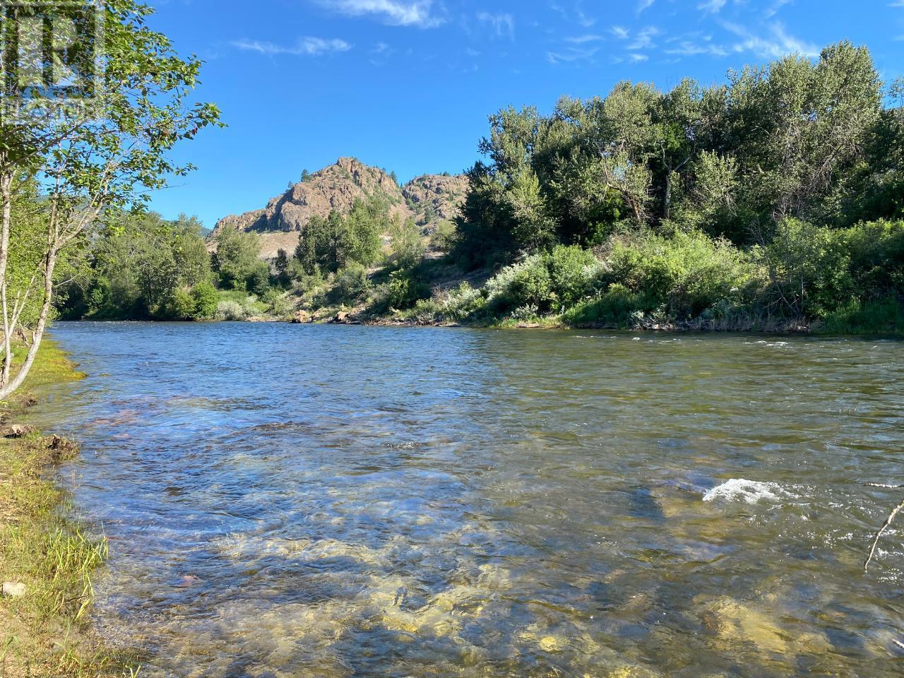 8840 Riverside Drive, Grand Forks, BC