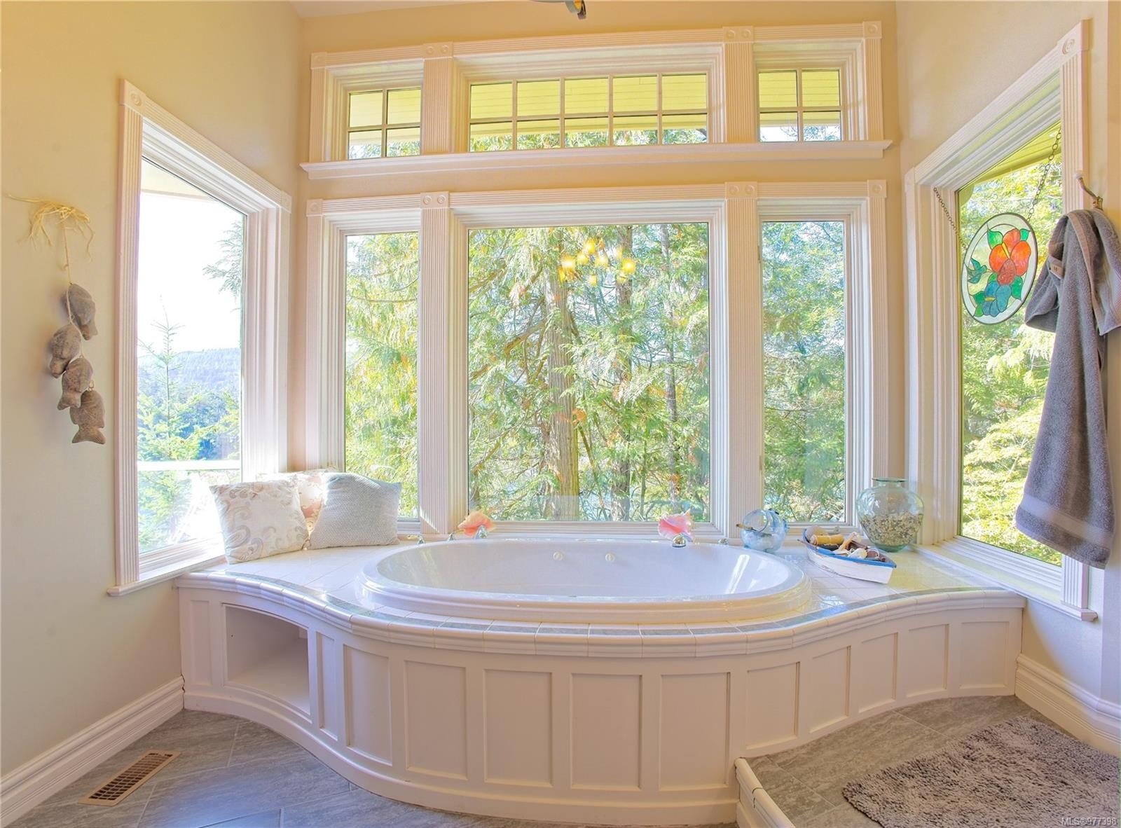 367 Long Harbour Rd, Salt Spring, BC