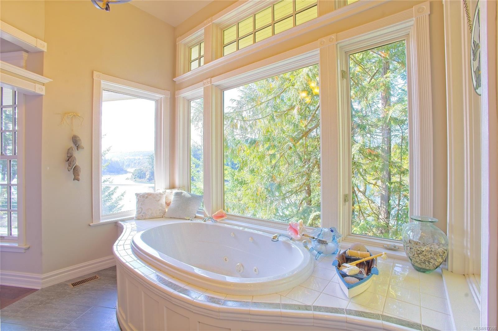 367 Long Harbour Rd, Salt Spring, BC