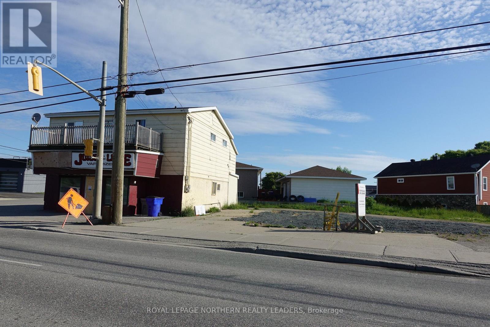 698 Riverside Drive, Timmins (Mtj - Main Area), ON