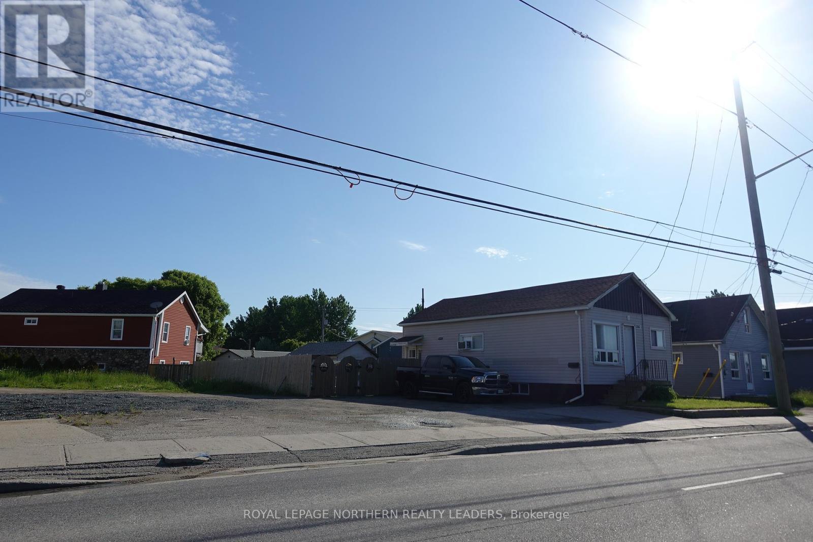 698 Riverside Drive, Timmins (Mtj - Main Area), ON