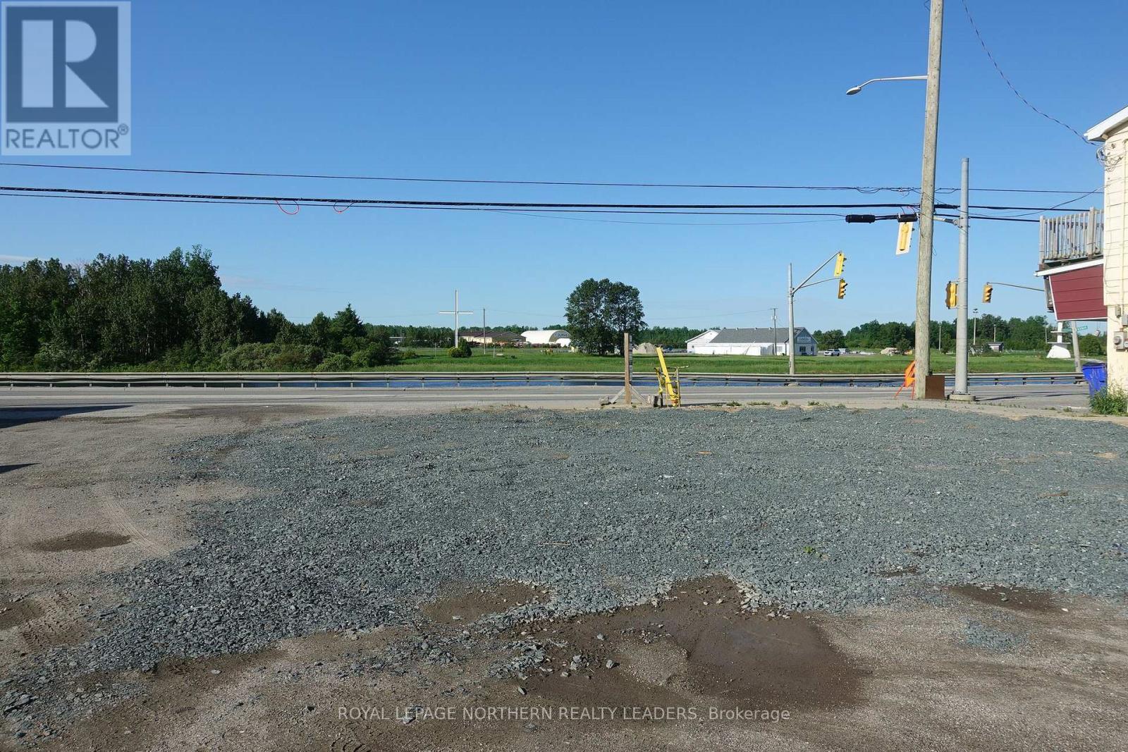 694-696 Riverside Drive, Timmins (Mtj - Main Area), ON