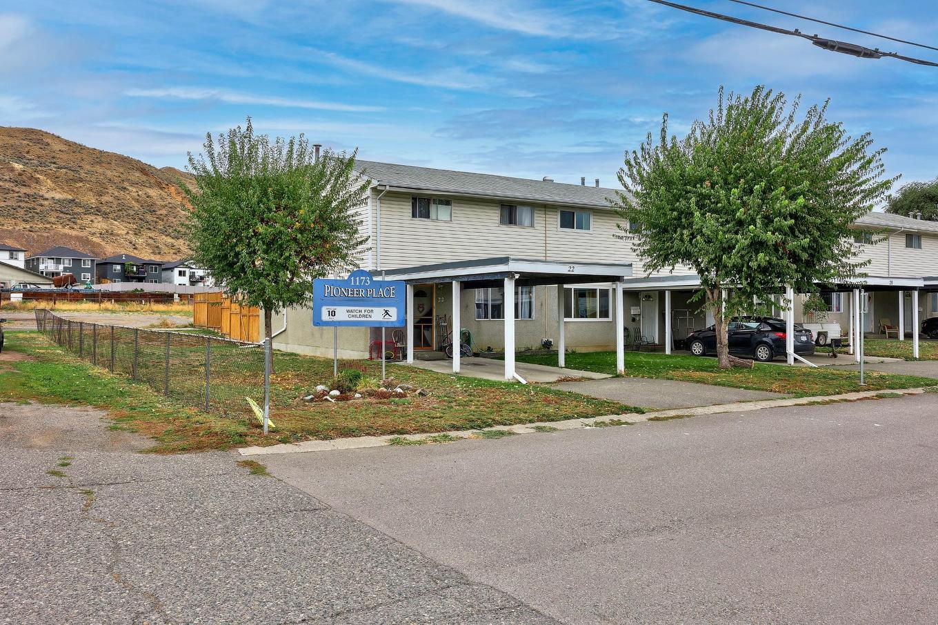 4-1173 Ponlen Street, Kamloops, BC - Outdoor