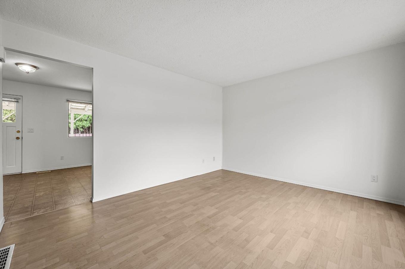 4-1173 Ponlen Street, Kamloops, BC - Indoor Photo Showing Other Room