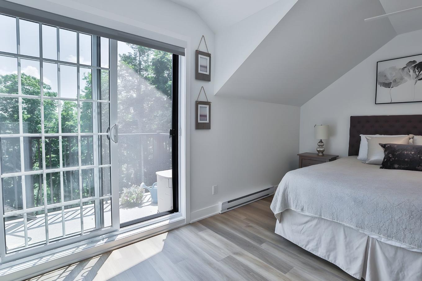 Chambre à coucher principale - 5-280 Rue Du Mont-Plaisant, Mont-Tremblant, QC - Indoor Photo Showing Bedroom