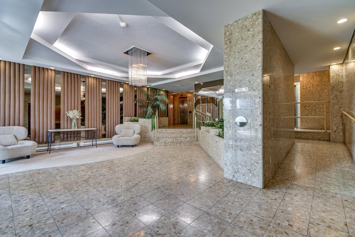 Hall d'entrée - 404-2505 Av. Du Havre-Des-Îles, Laval (Chomedey), QC - Indoor Photo Showing Other Room