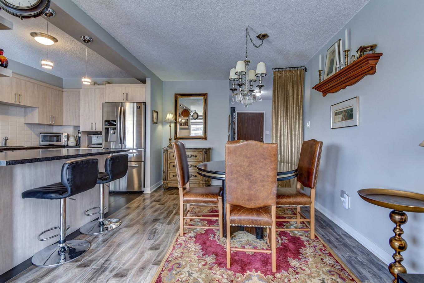 Salle à manger - 404-2505 Av. Du Havre-Des-Îles, Laval (Chomedey), QC - Indoor