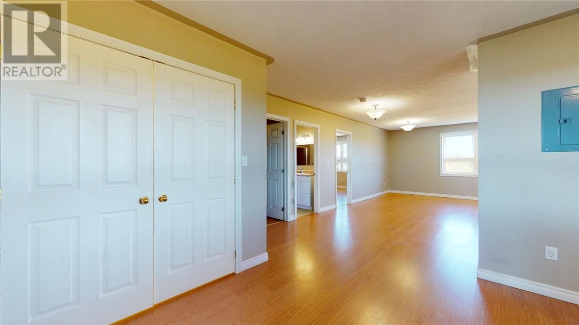 86 Vankoughnet E, Little Current, ON