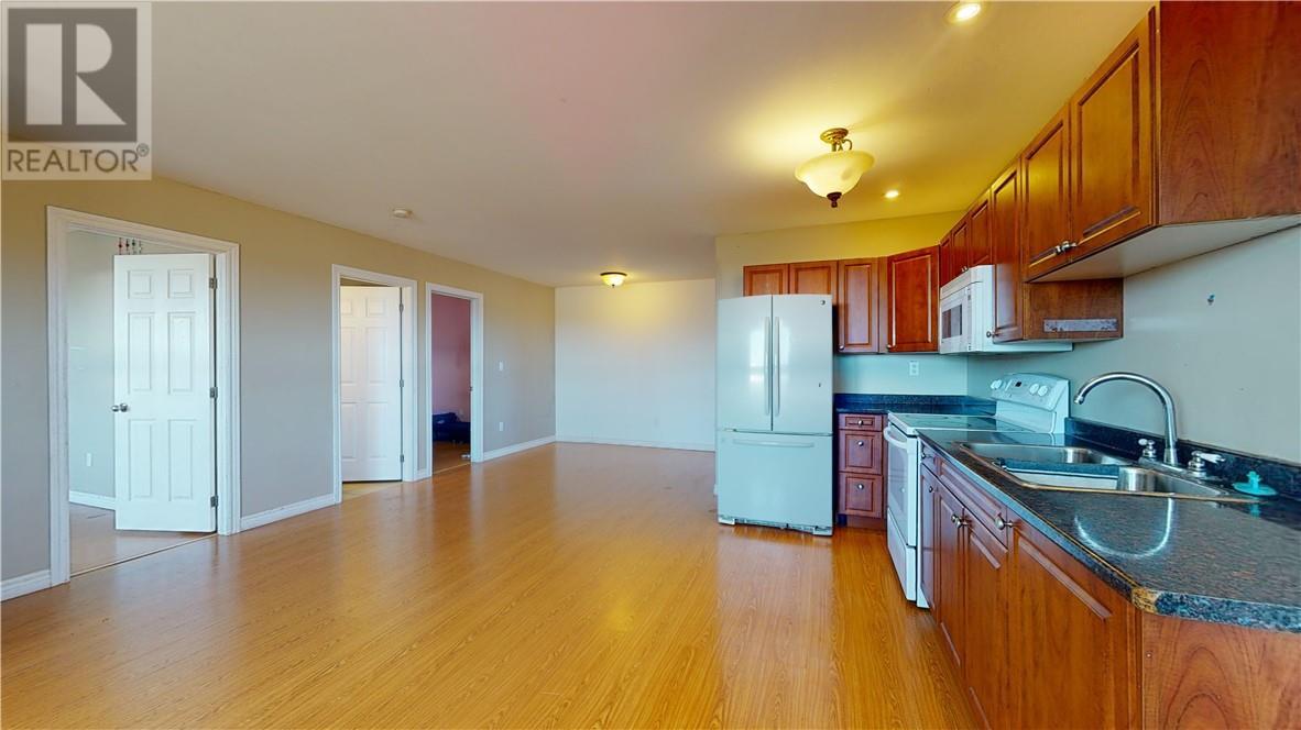 86 Vankoughnet E, Little Current, ON