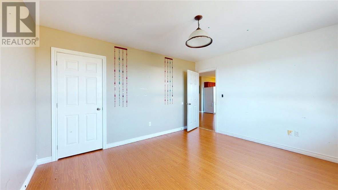 86 Vankoughnet E, Little Current, ON