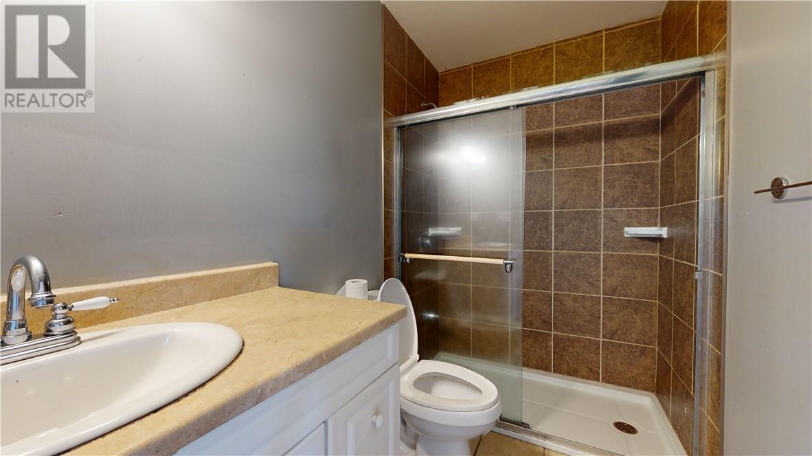 86 Vankoughnet E, Little Current, ON