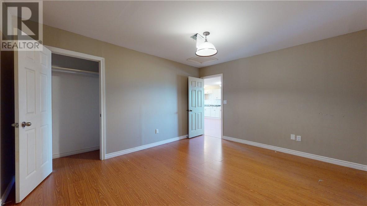 86 Vankoughnet E, Little Current, ON