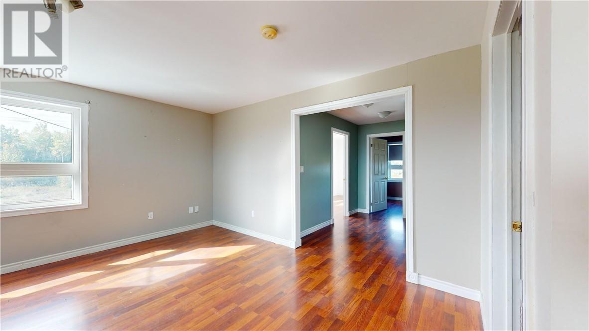 86 Vankoughnet E, Little Current, ON