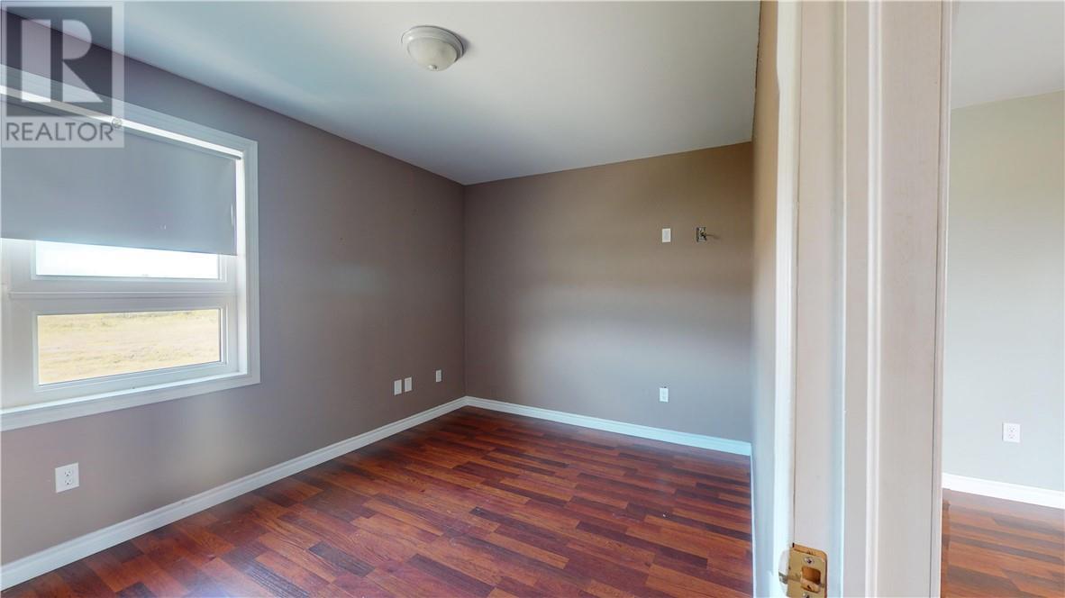 86 Vankoughnet E, Little Current, ON