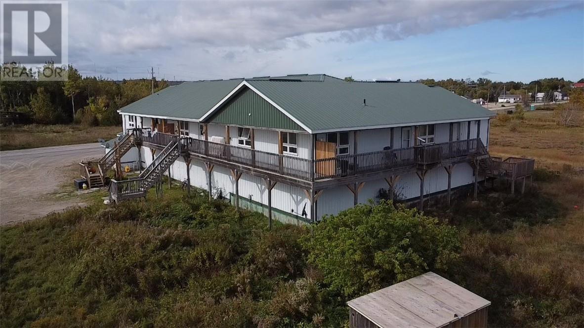 86 Vankoughnet E, Little Current, ON