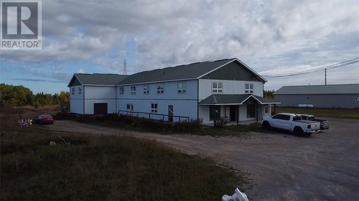 86 Vankoughnet E, Little Current, ON