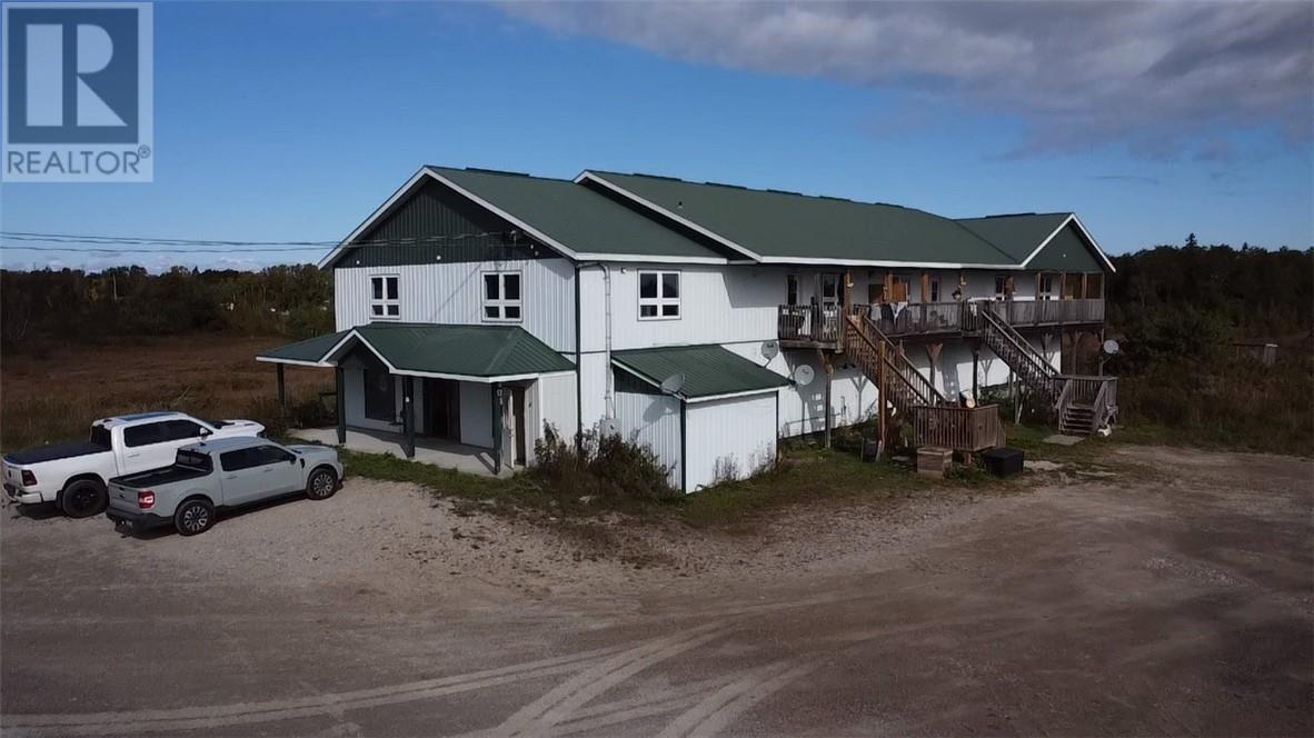 86 Vankoughnet E, Little Current, ON