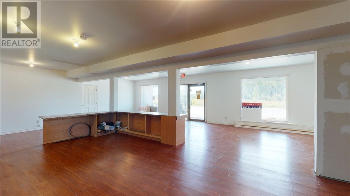 86 Vankoughnet E, Little Current, ON