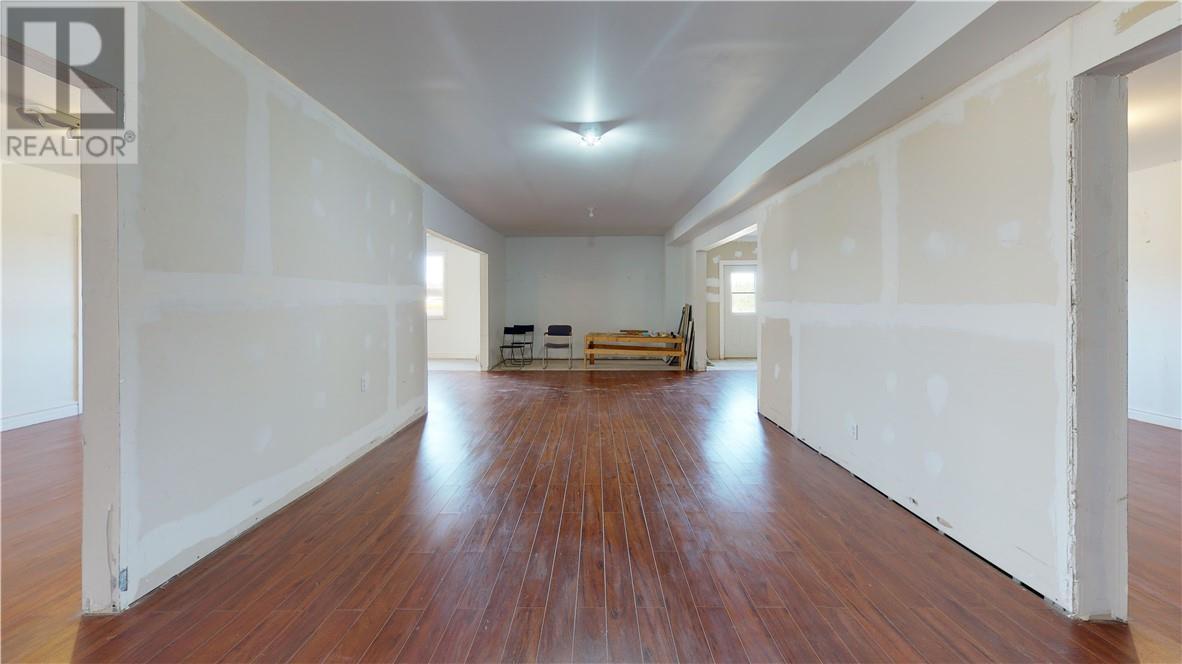 86 Vankoughnet E, Little Current, ON