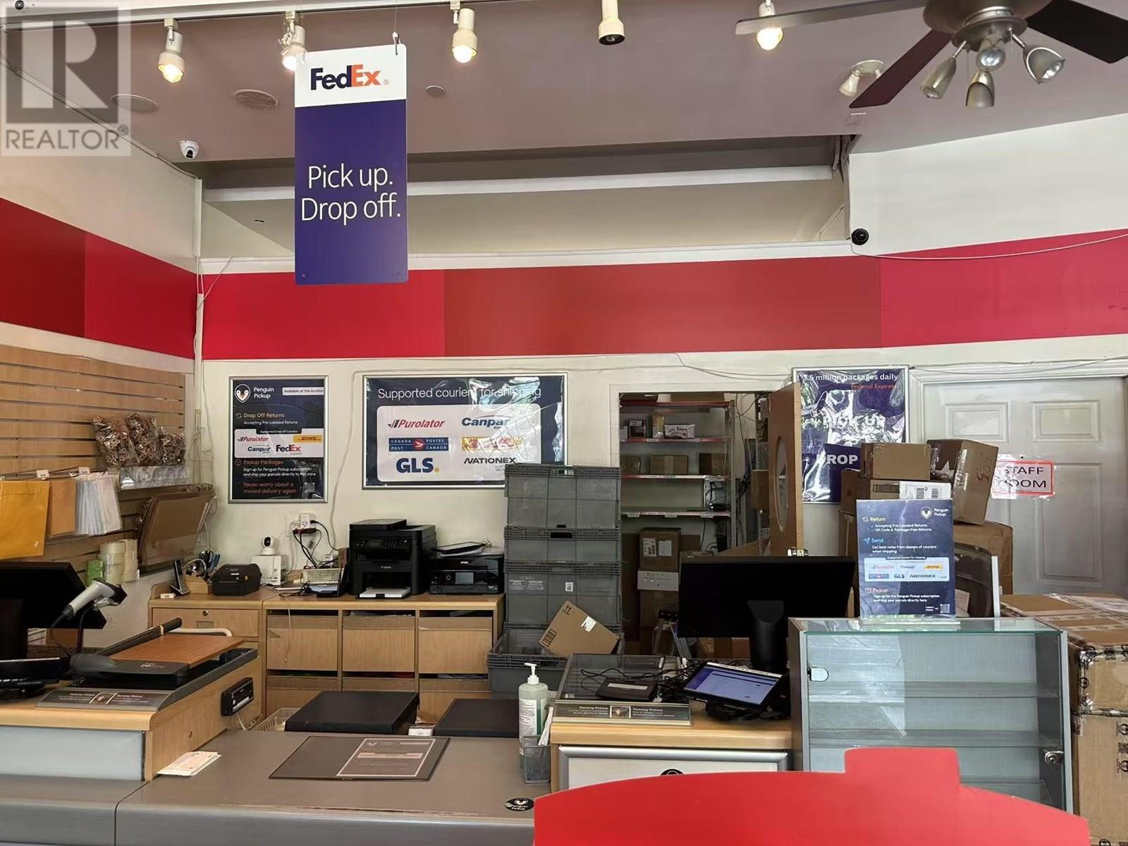 1146 Pacific Boulevard, Vancouver, BC