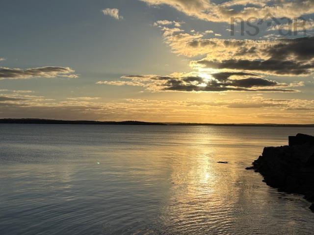 133 The Point Road, Blue Rocks, NS