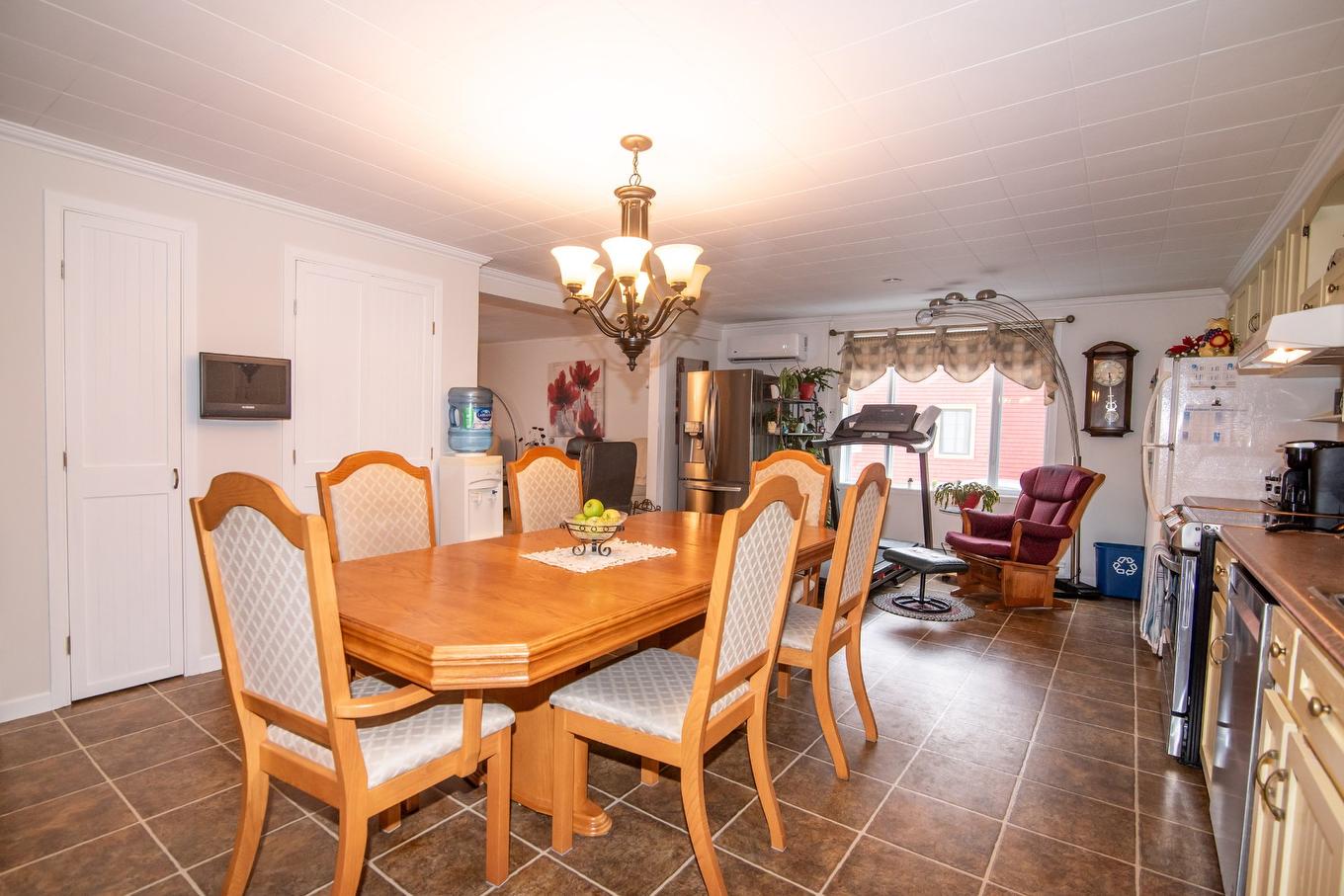 Cuisine - 306 Av. Mailloux, La Pocatière, QC - Indoor Photo Showing Dining Room