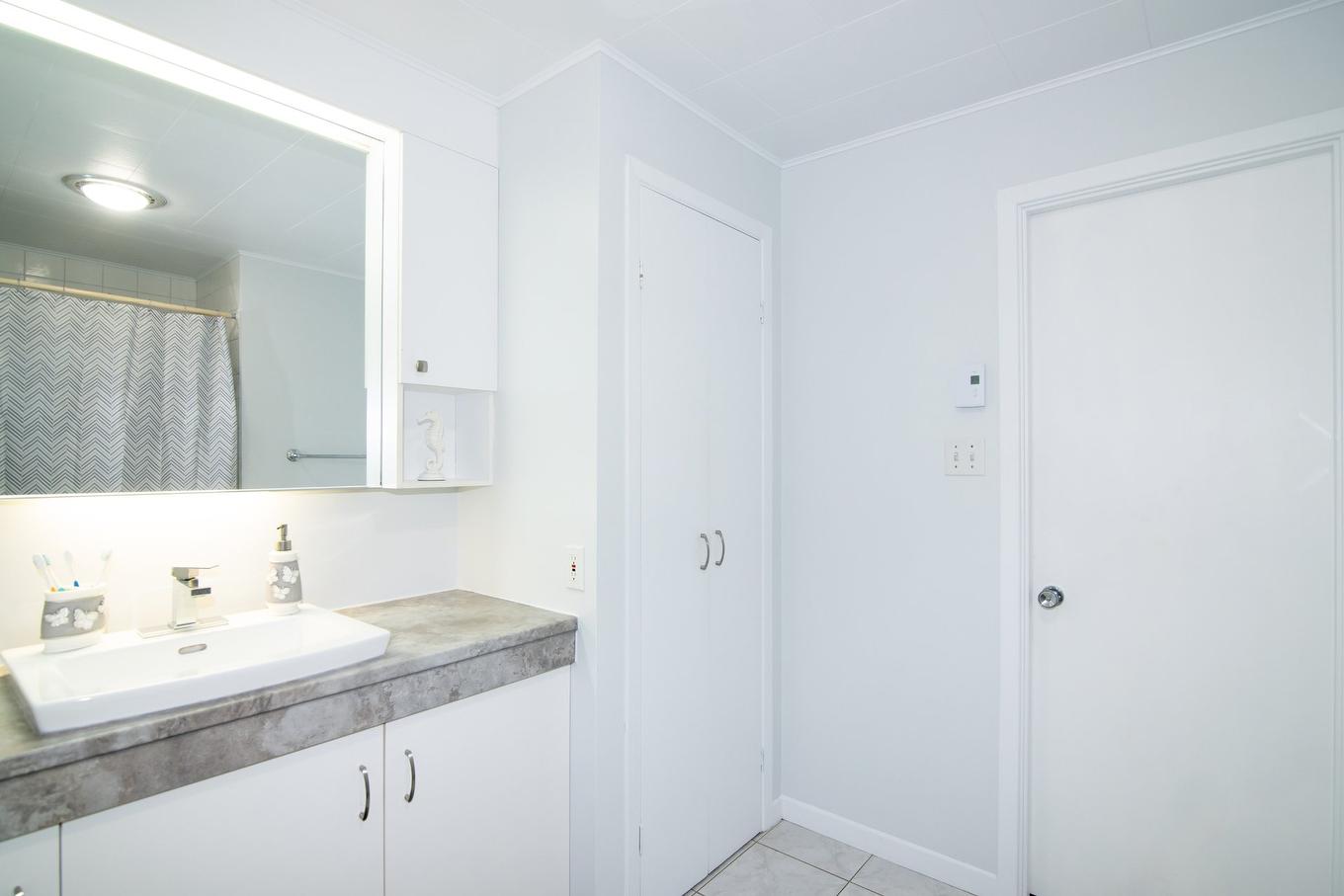 Salle de bains - 306 Av. Mailloux, La Pocatière, QC - Indoor Photo Showing Bathroom