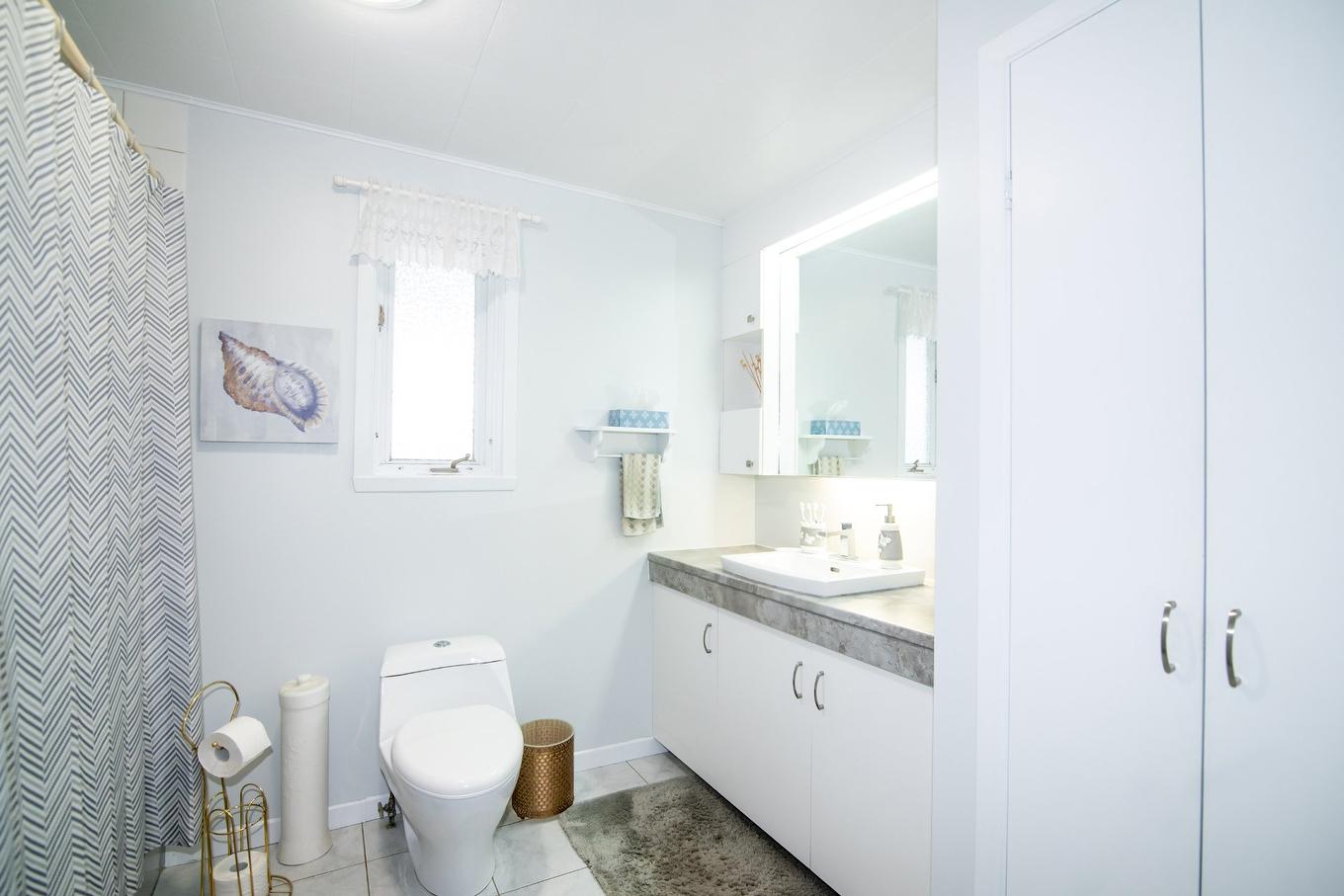 Salle de bains - 306 Av. Mailloux, La Pocatière, QC - Indoor Photo Showing Bathroom