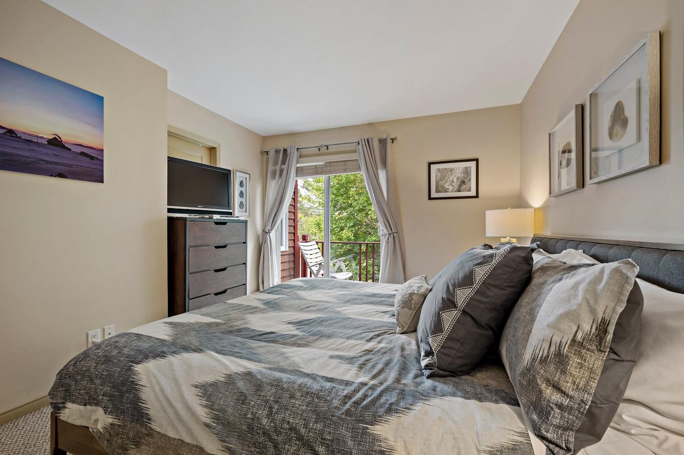 Chambre à coucher - 1756 Ch. Du Golf, Mont-Tremblant, QC - Indoor Photo Showing Bedroom