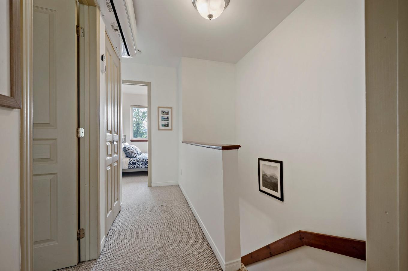 Hall d'entrée - 1756 Ch. Du Golf, Mont-Tremblant, QC - Indoor Photo Showing Other Room