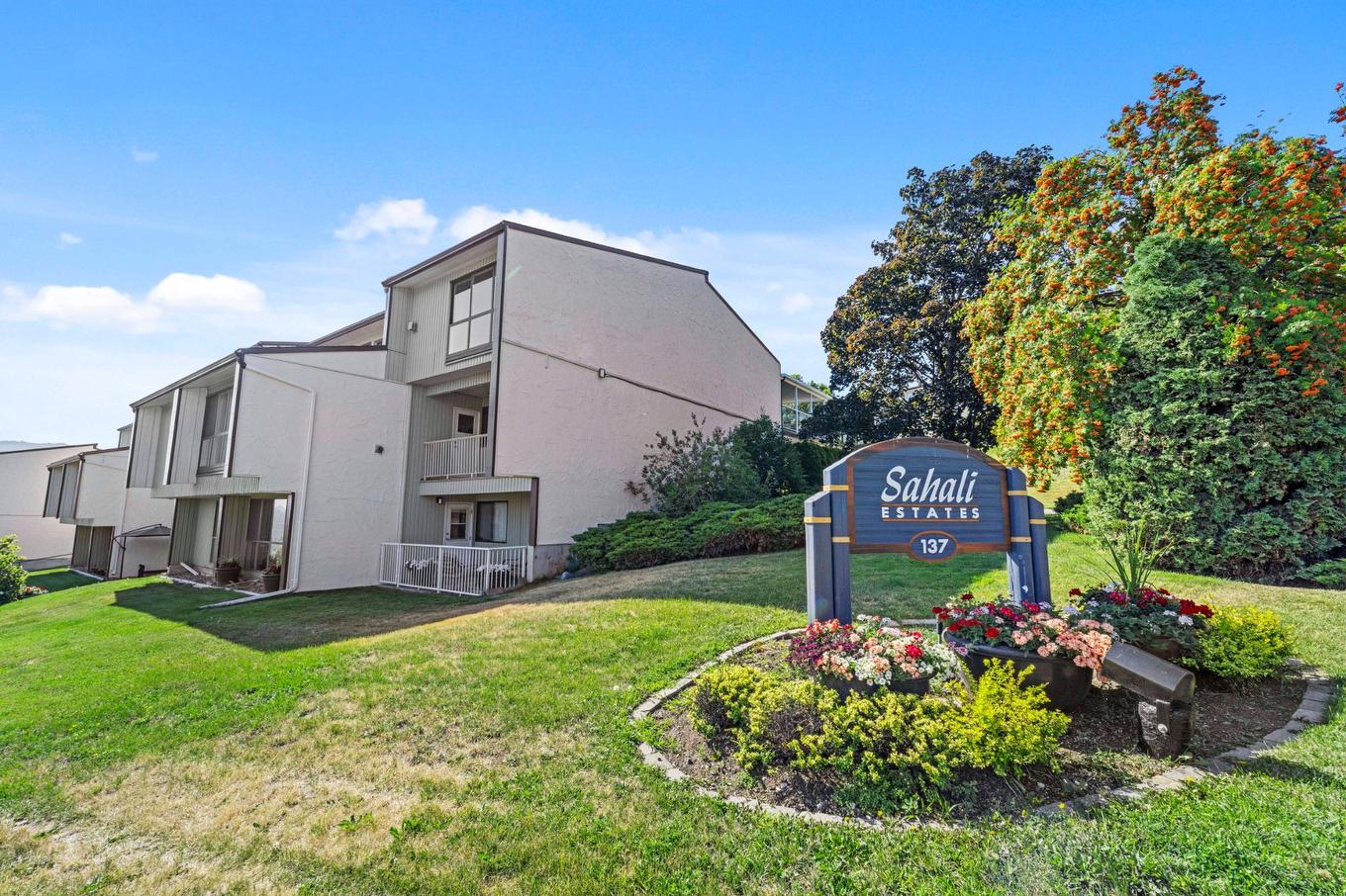 7-137 Mcgill Rd, Kamloops, BC - Outdoor