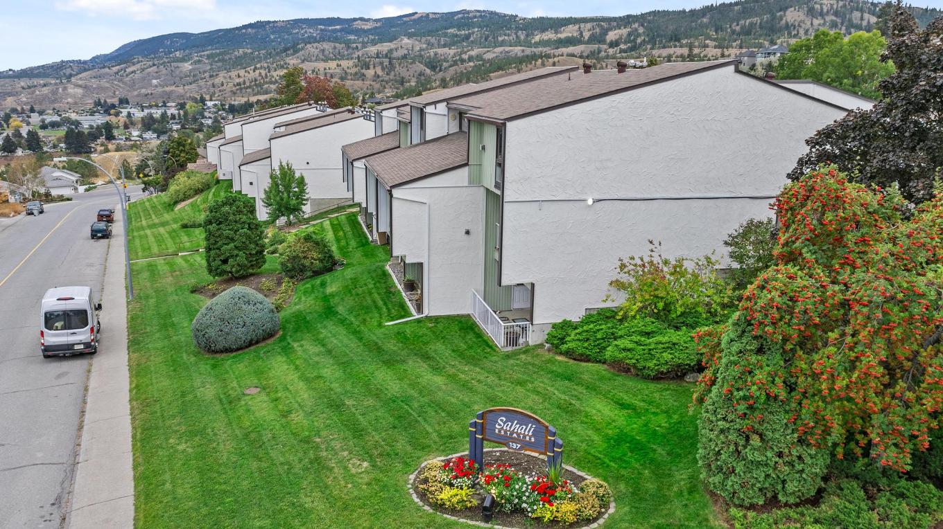 7-137 Mcgill Rd, Kamloops, BC - Outdoor