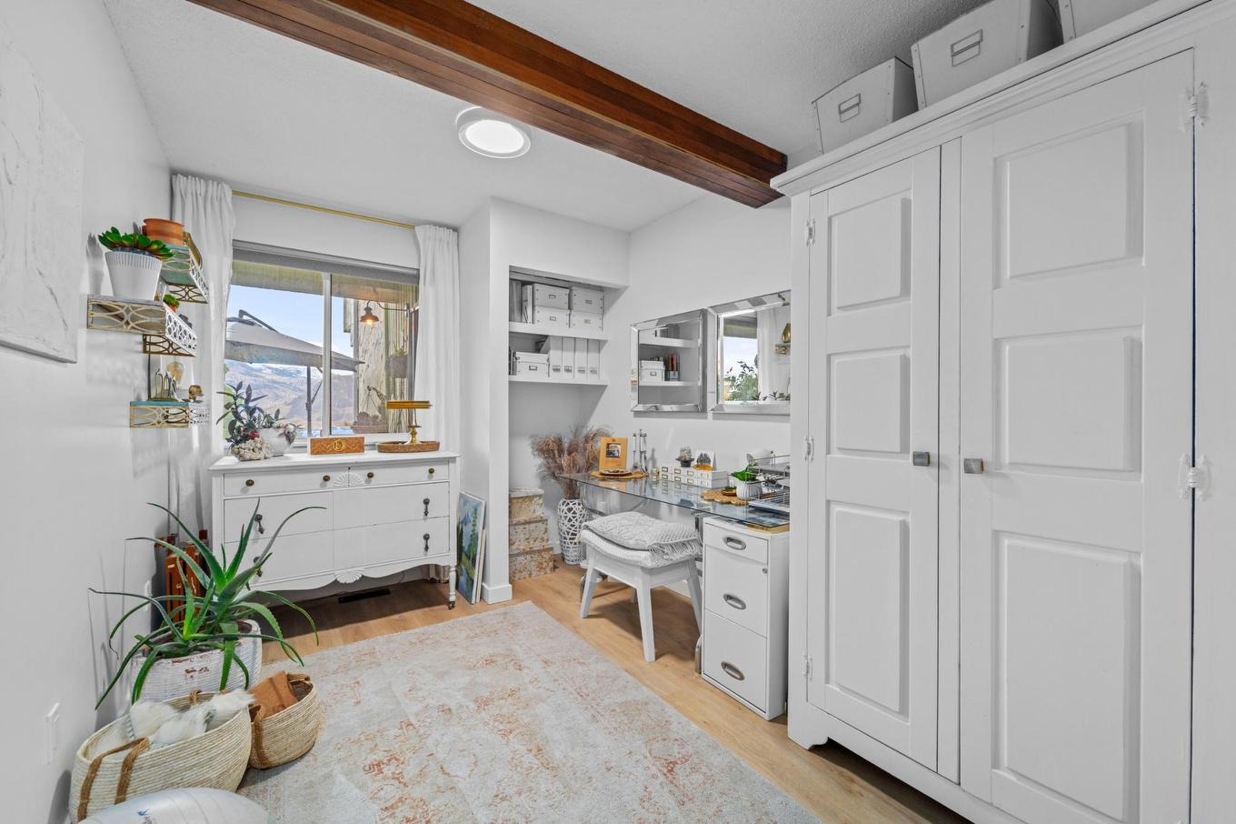 7-137 Mcgill Rd, Kamloops, BC - Indoor Photo Showing Other Room