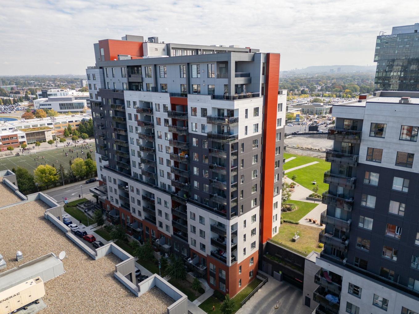 Photo aérienne - 1404-1900 Rue Émile-Martineau, Laval (Laval-Des-Rapides), QC - Outdoor With View