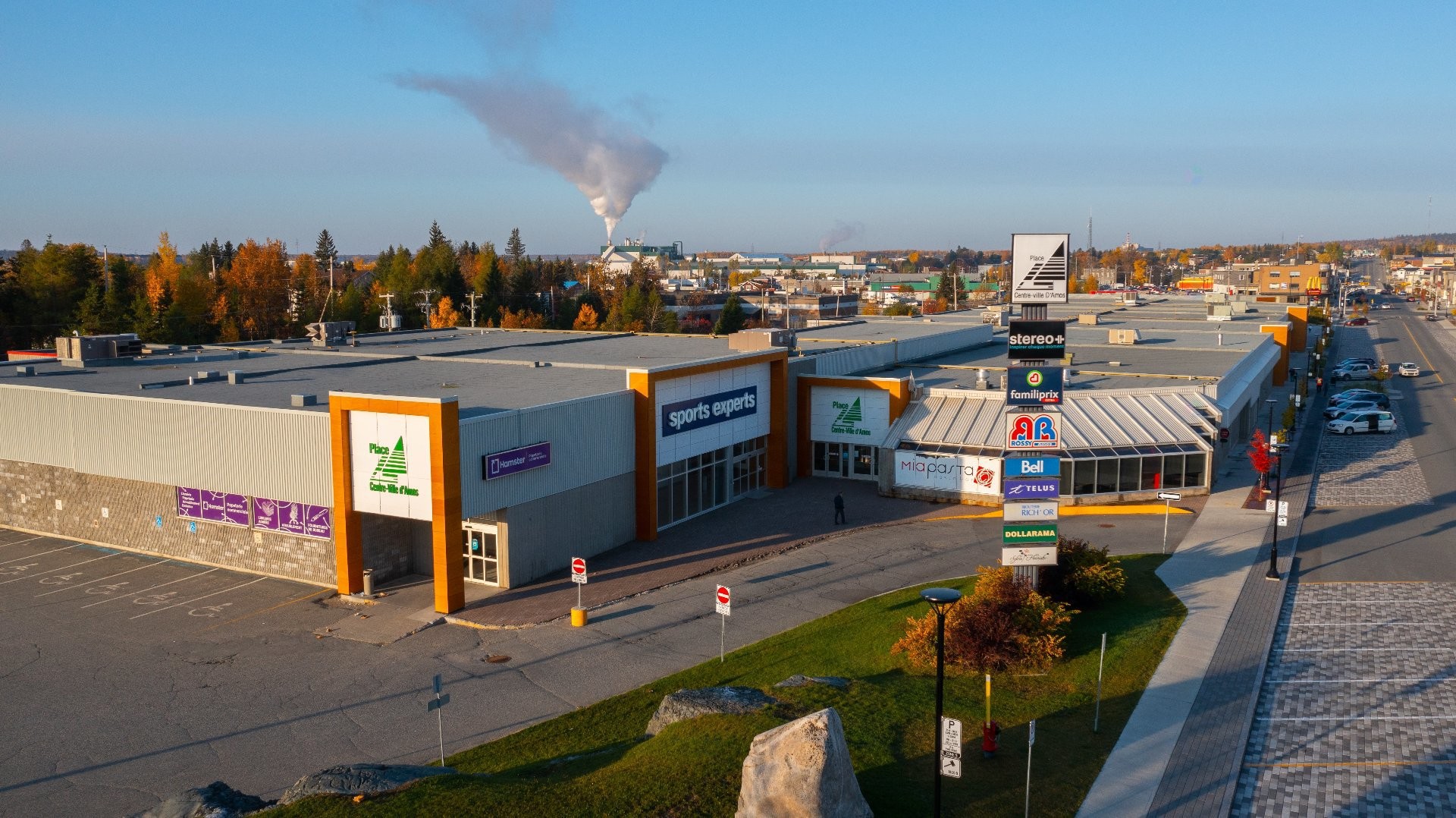 Exterior - 82 1Re Avenue E., Amos, QC - Outdoor With View