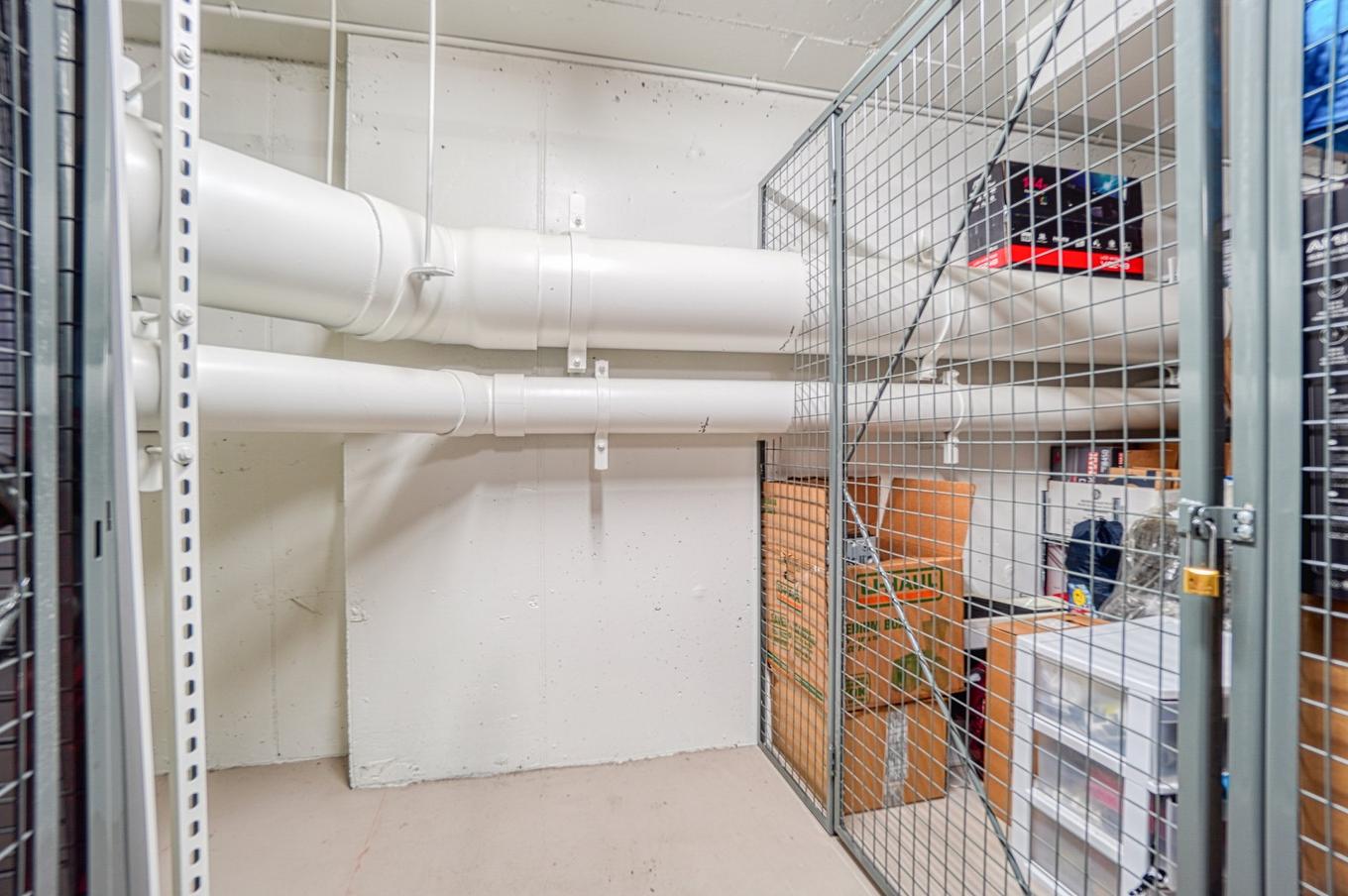 Rangement - 3307-151 Rue De La Rotonde, Montréal (Verdun/Île-Des-Soeurs), QC - Indoor Photo Showing Garage