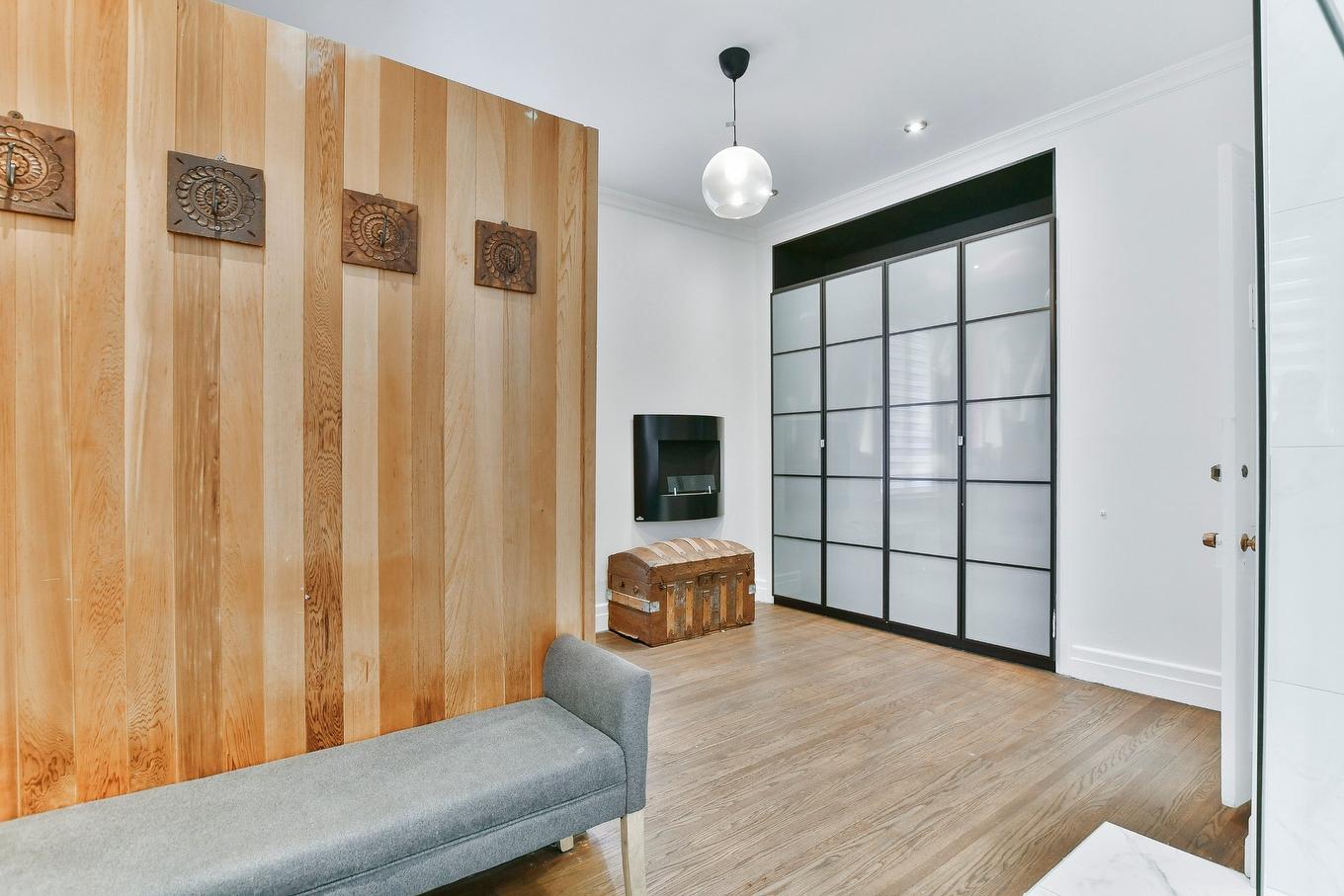 Bedroom - 35 Rue St-Jacques, Longueuil (Le Vieux-Longueuil), QC - Indoor Photo Showing Other Room