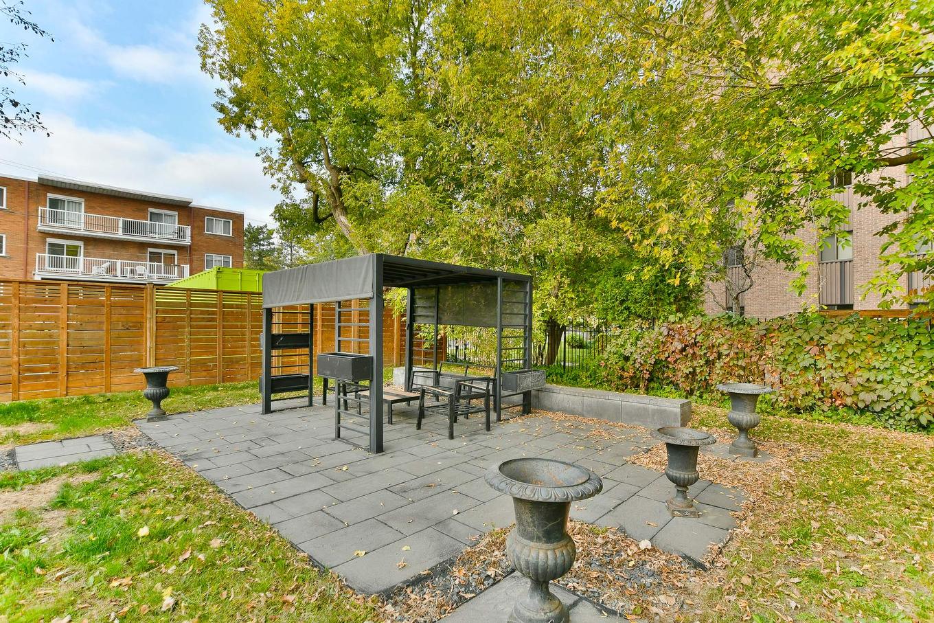 Backyard - 35 Rue St-Jacques, Longueuil (Le Vieux-Longueuil), QC - Outdoor